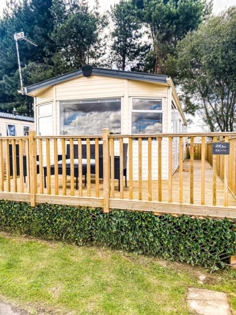 The Hygge Retreat At 7 Lakes Country Park, Lincolnshire Villa Crowle  Eksteriør bilde